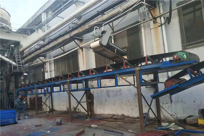 1557732098725967.jpg 齒輪減速馬達(dá)一體式